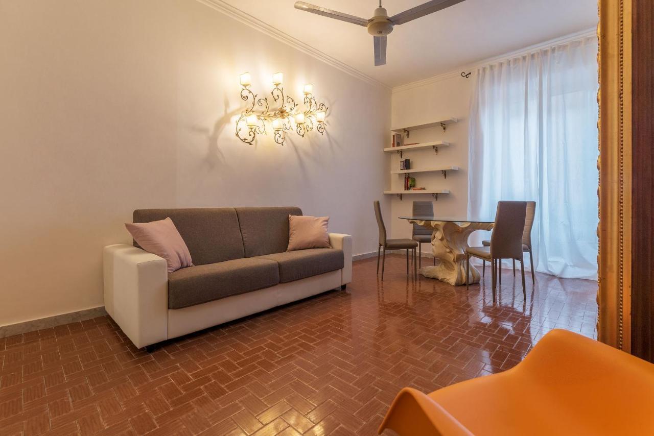 Piramide & Testaccio Design Flat Рим Екстериор снимка
