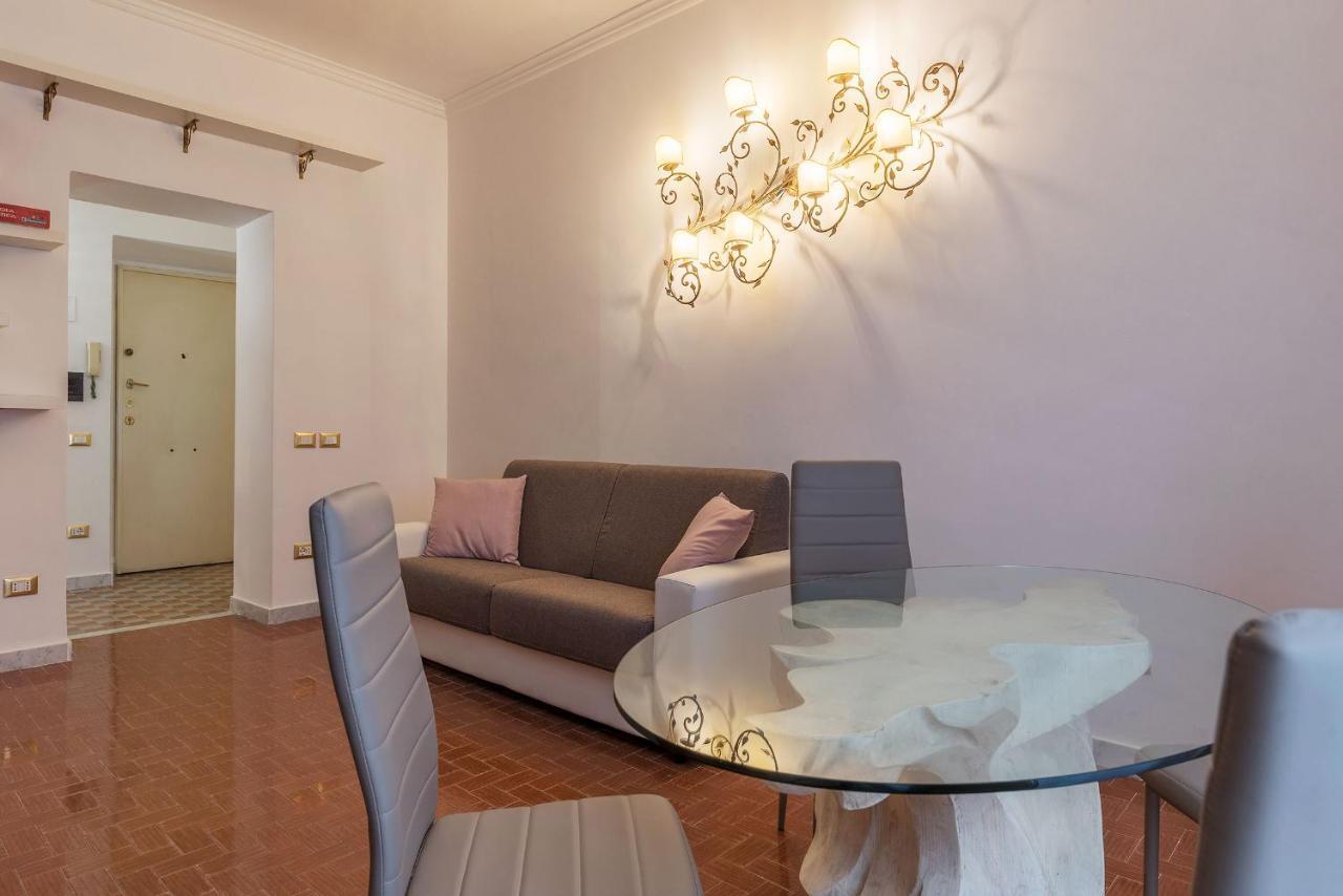 Piramide & Testaccio Design Flat Рим Екстериор снимка