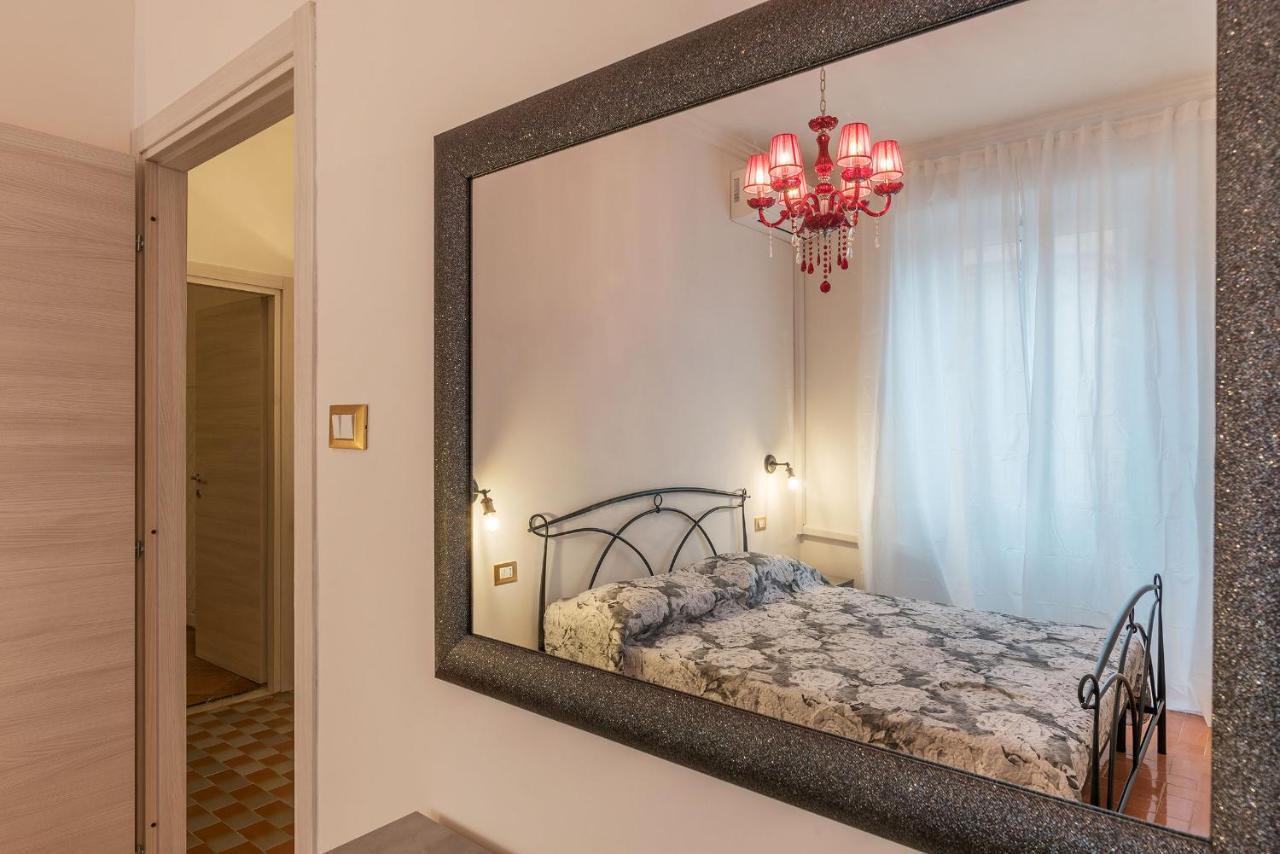 Piramide & Testaccio Design Flat Рим Екстериор снимка